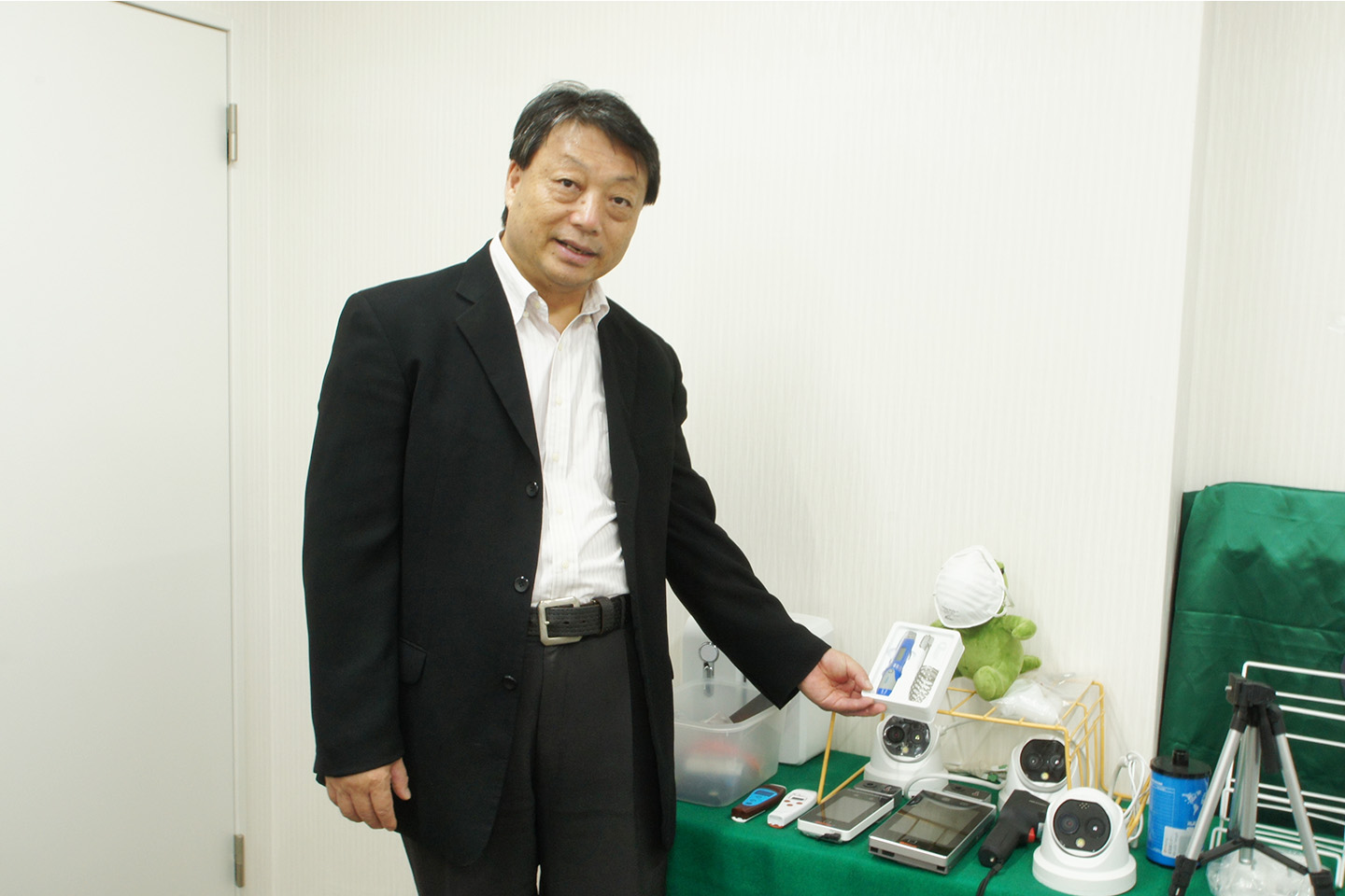 株式会社ビットストロング 代表 門（モン）　洪涛